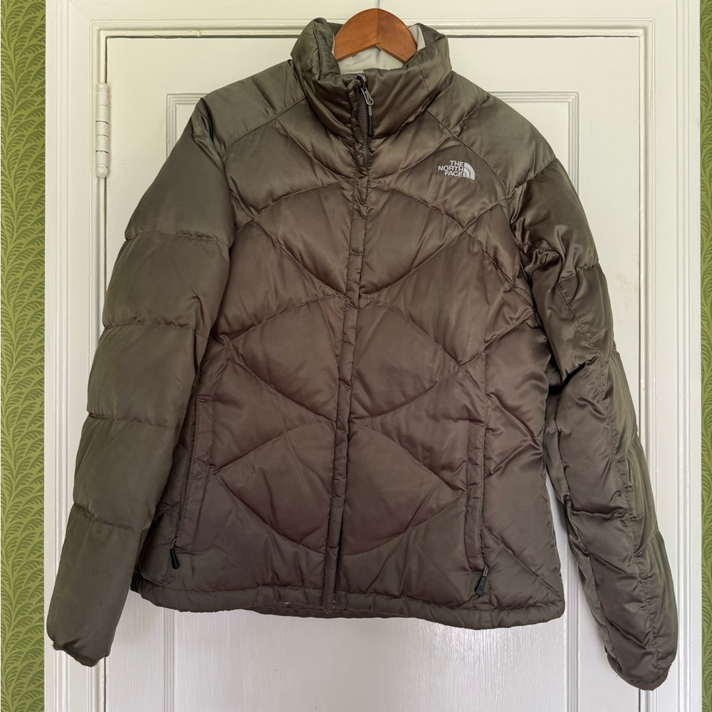The North Face Green Puffer Jacket Quilted Design